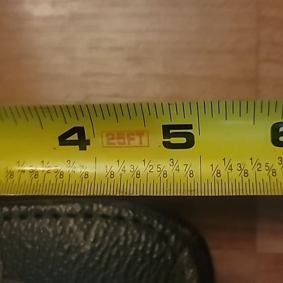 Elegant Brown Designer Shoulder Bag - Picture 11 of 12